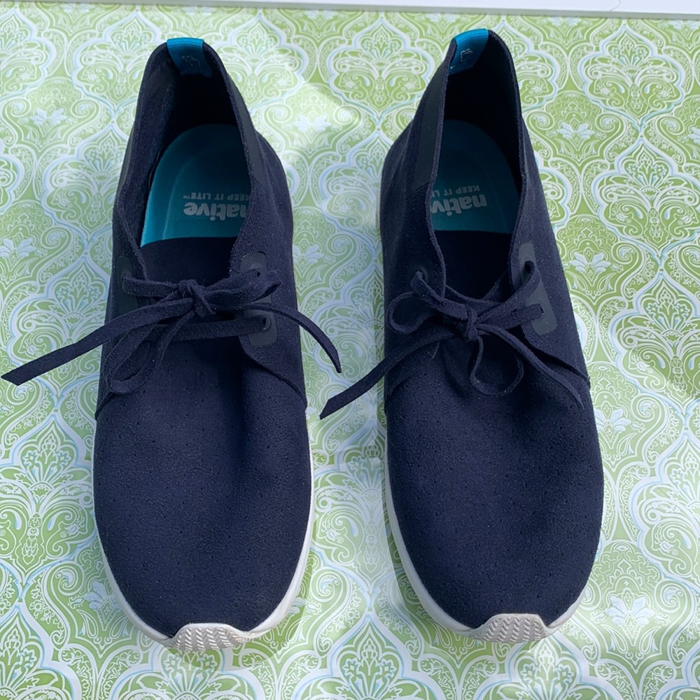 NATIVE Blue chukka shoe